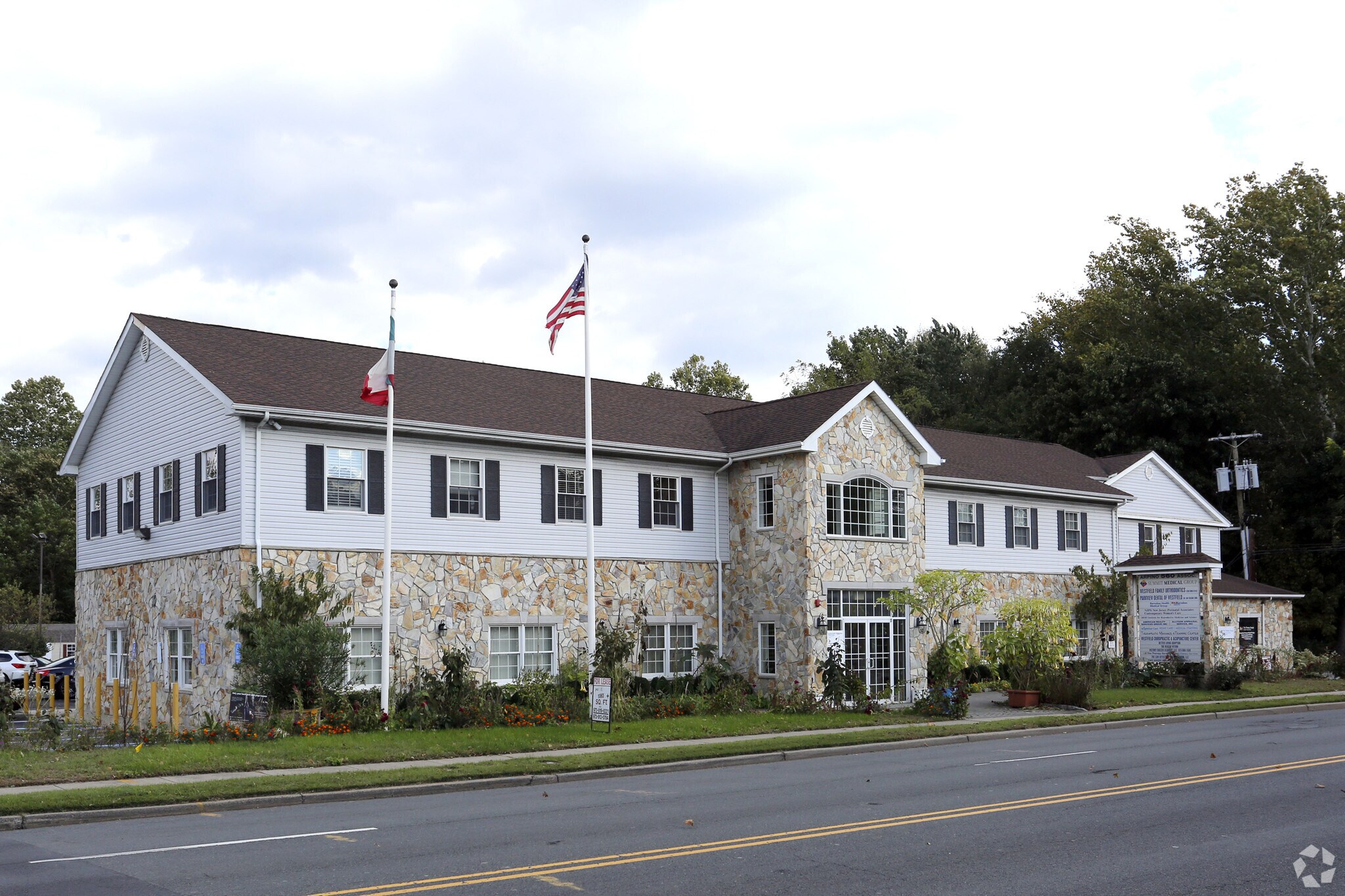 560 Springfield Ave Westfield, NJ 07090 Office Property for Lease on