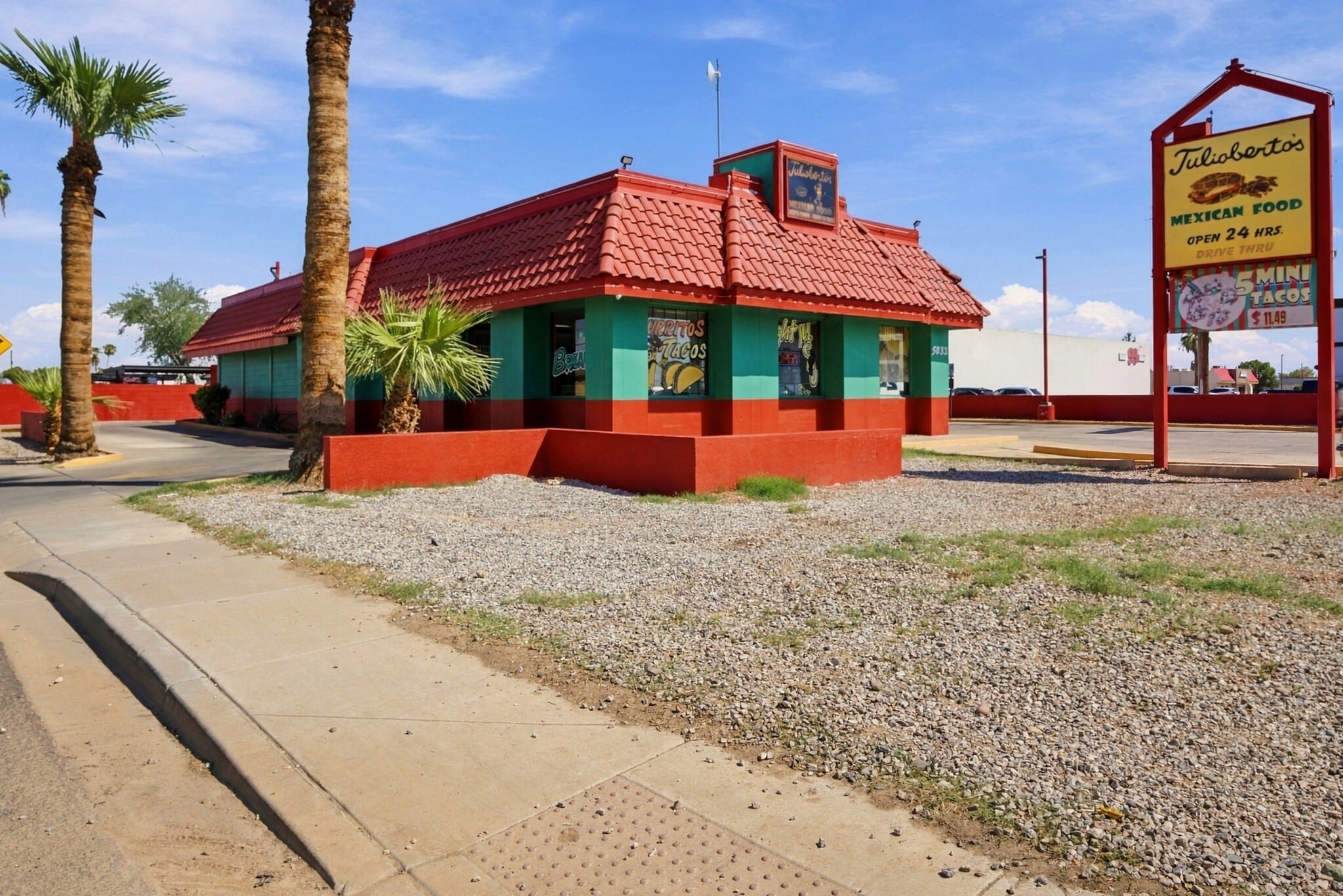 5033 N 67th Ave, Glendale, AZ for Sale
