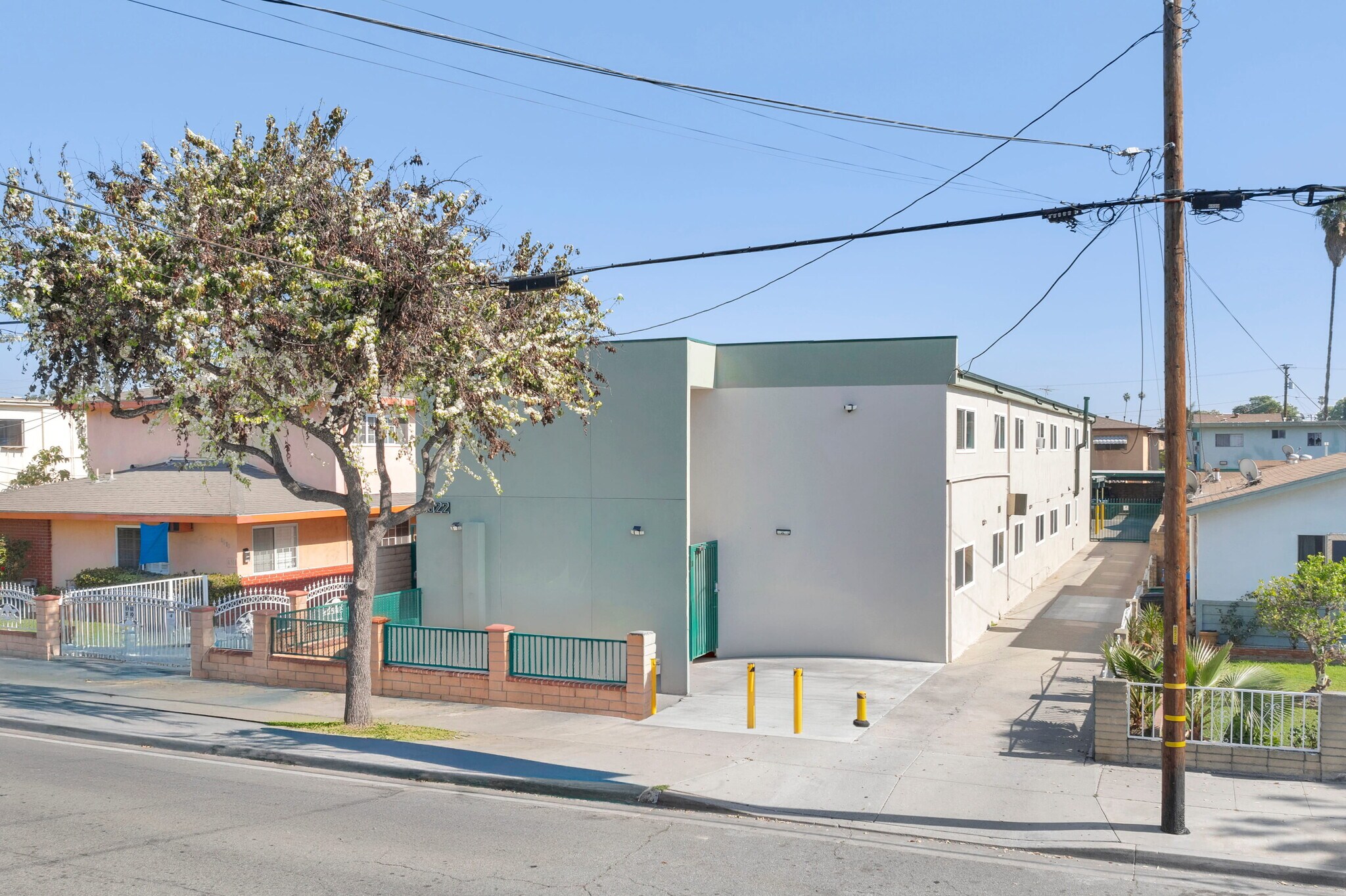 6522 Bear Ave, Bell, CA for Sale