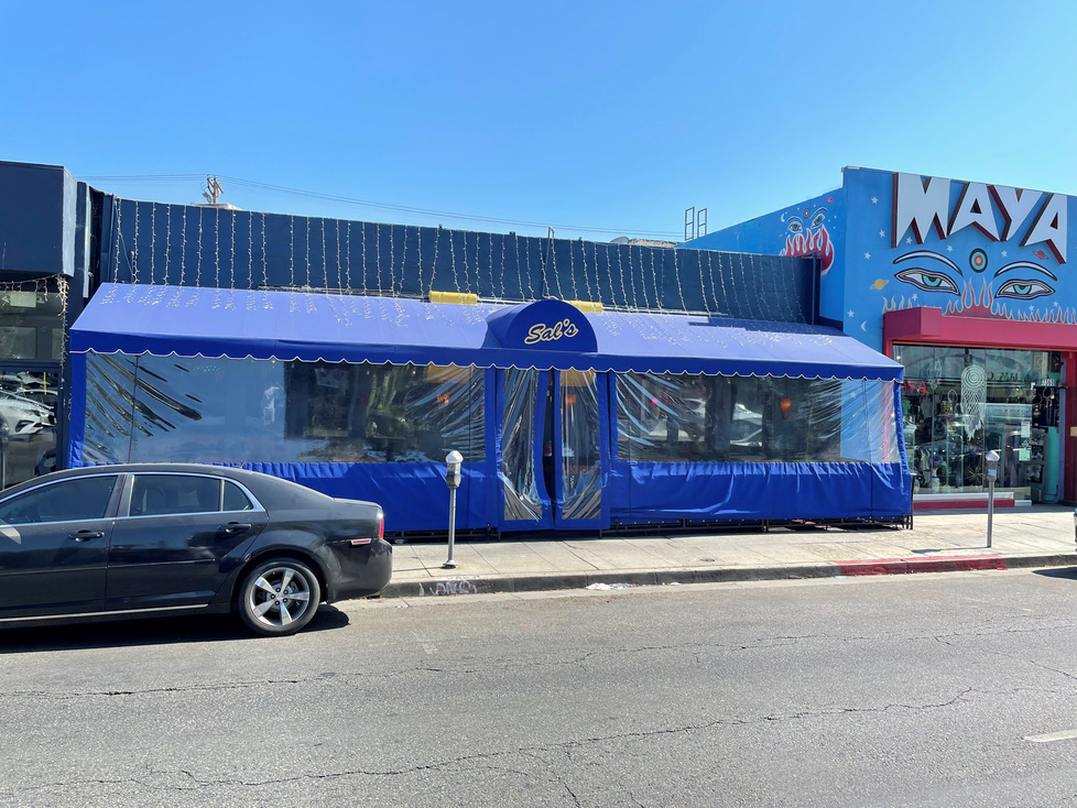 7356 Melrose Ave, Los Angeles, CA for Rent