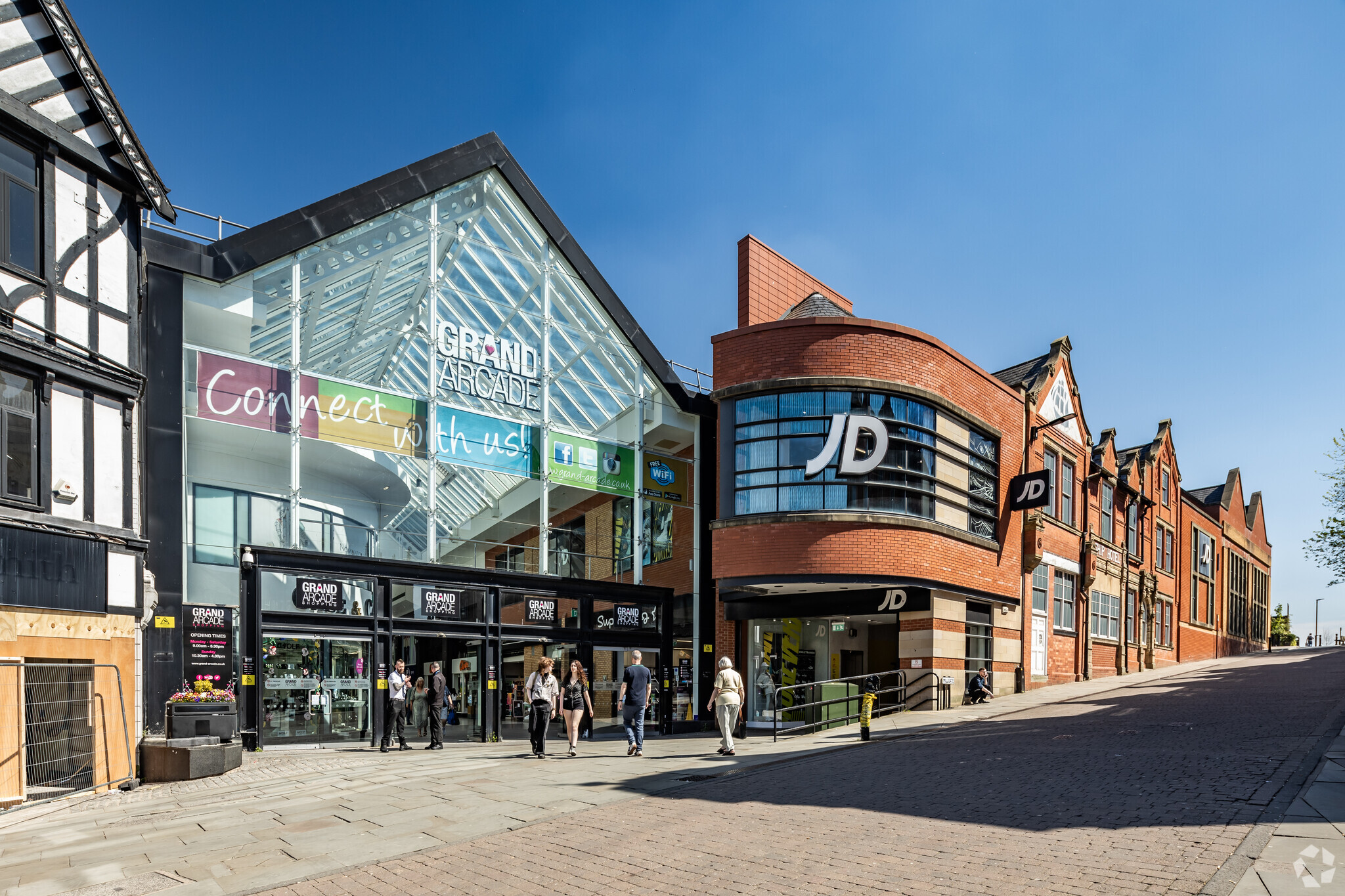The Grand Arcade, Wigan, LAN for Rent