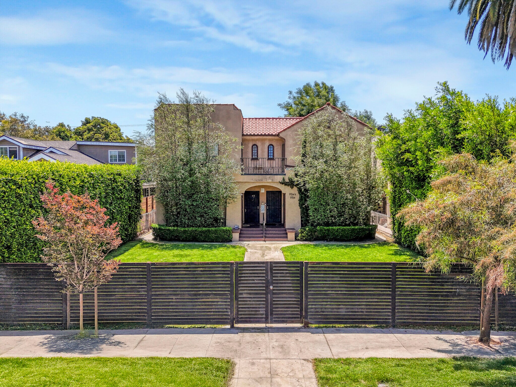 1732 W 48th St, Los Angeles, CA for Sale