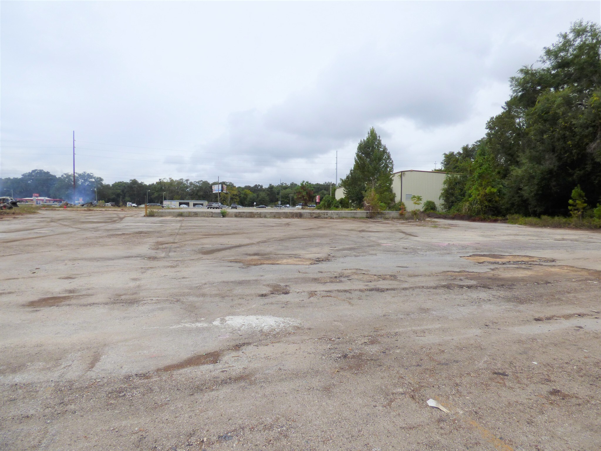 3131 US Hwy 441/27 Fruitland Park, FL 34731 Land Property for Lease on