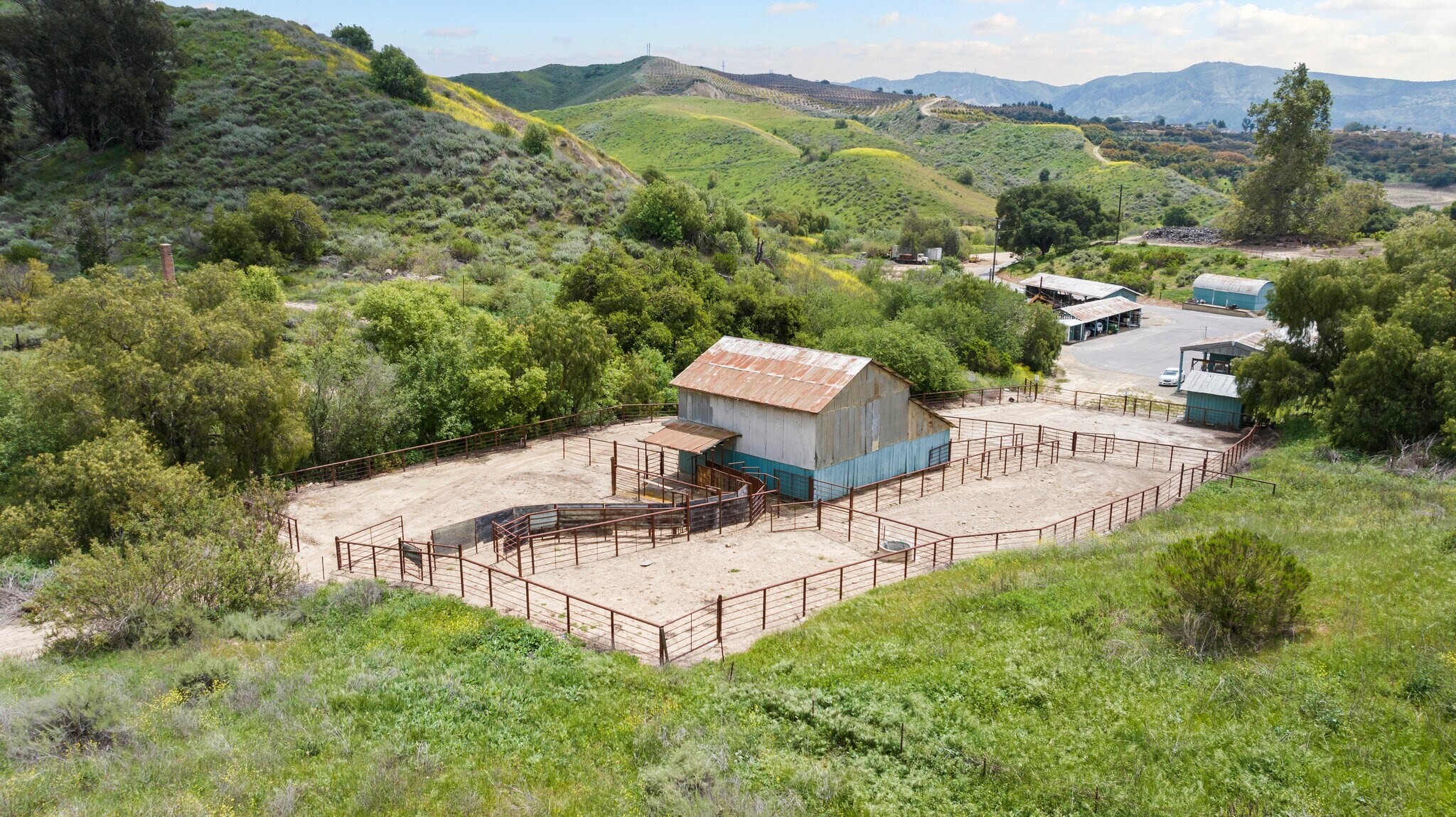 0 Dickenson Rd, Santa Paula, CA for Sale