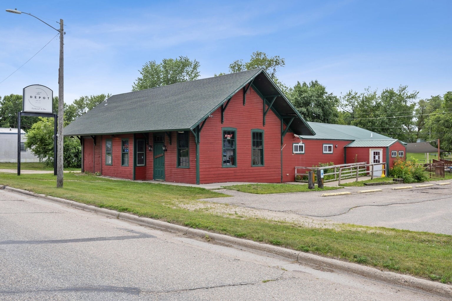 511 Fergus Ave, Erhard, MN for Sale