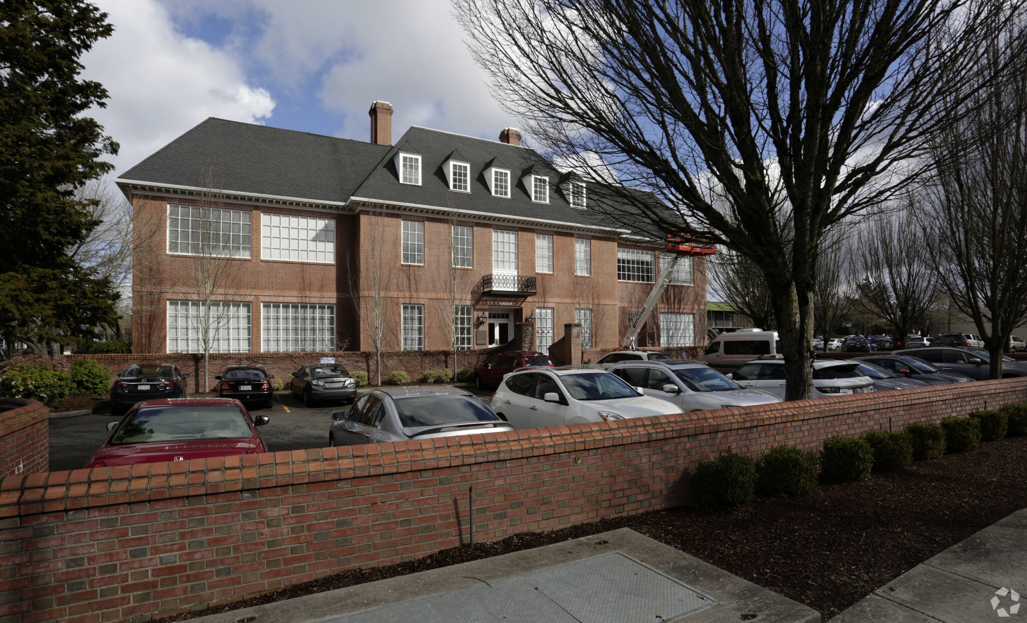 123 E Powell Blvd, Gresham, OR for Rent