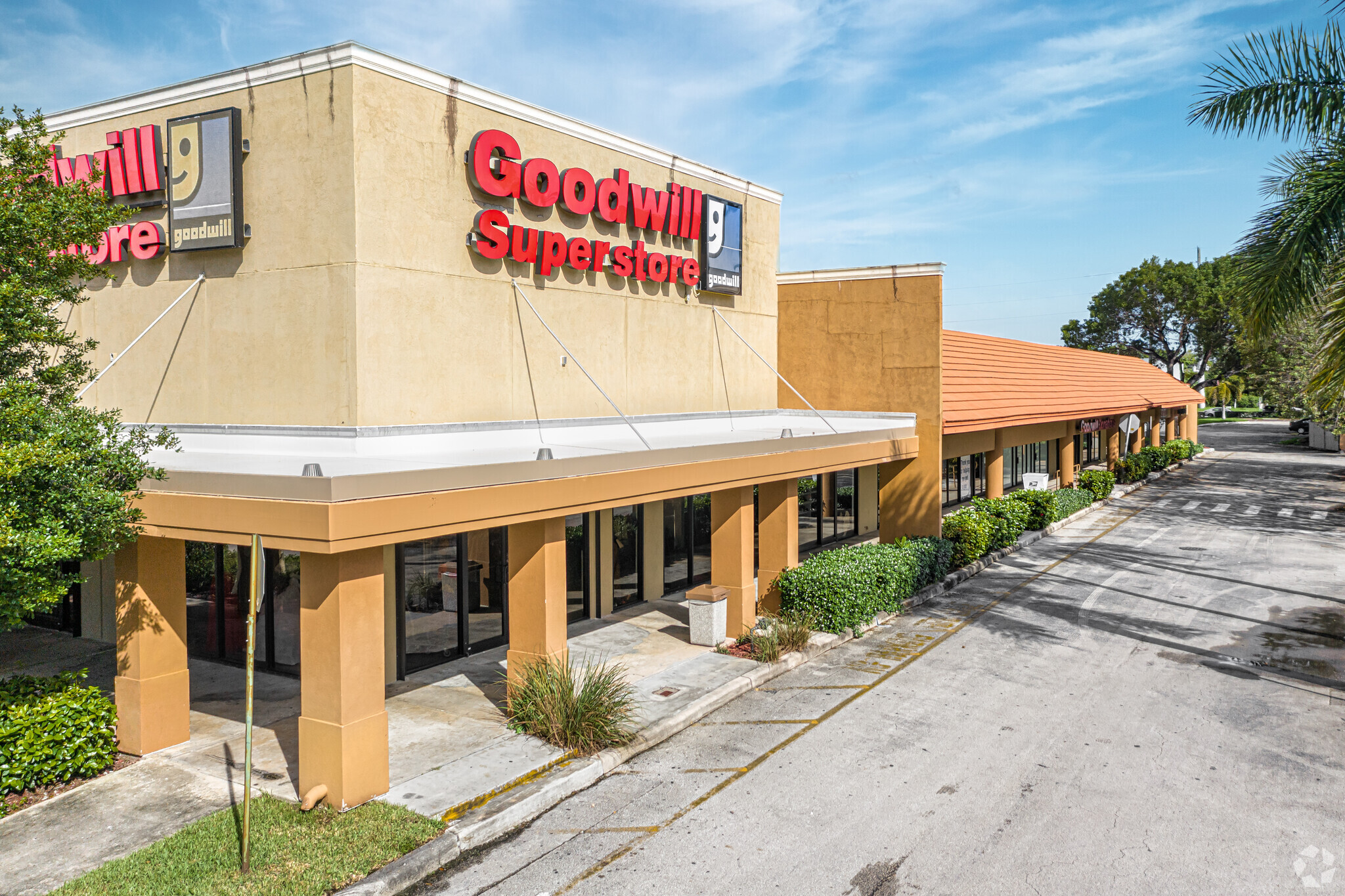 4305-4385 N Pine Island Rd, Sunrise, FL for Rent