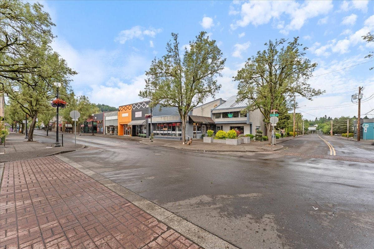 10 NW 3rd St, Gresham, OR for Rent