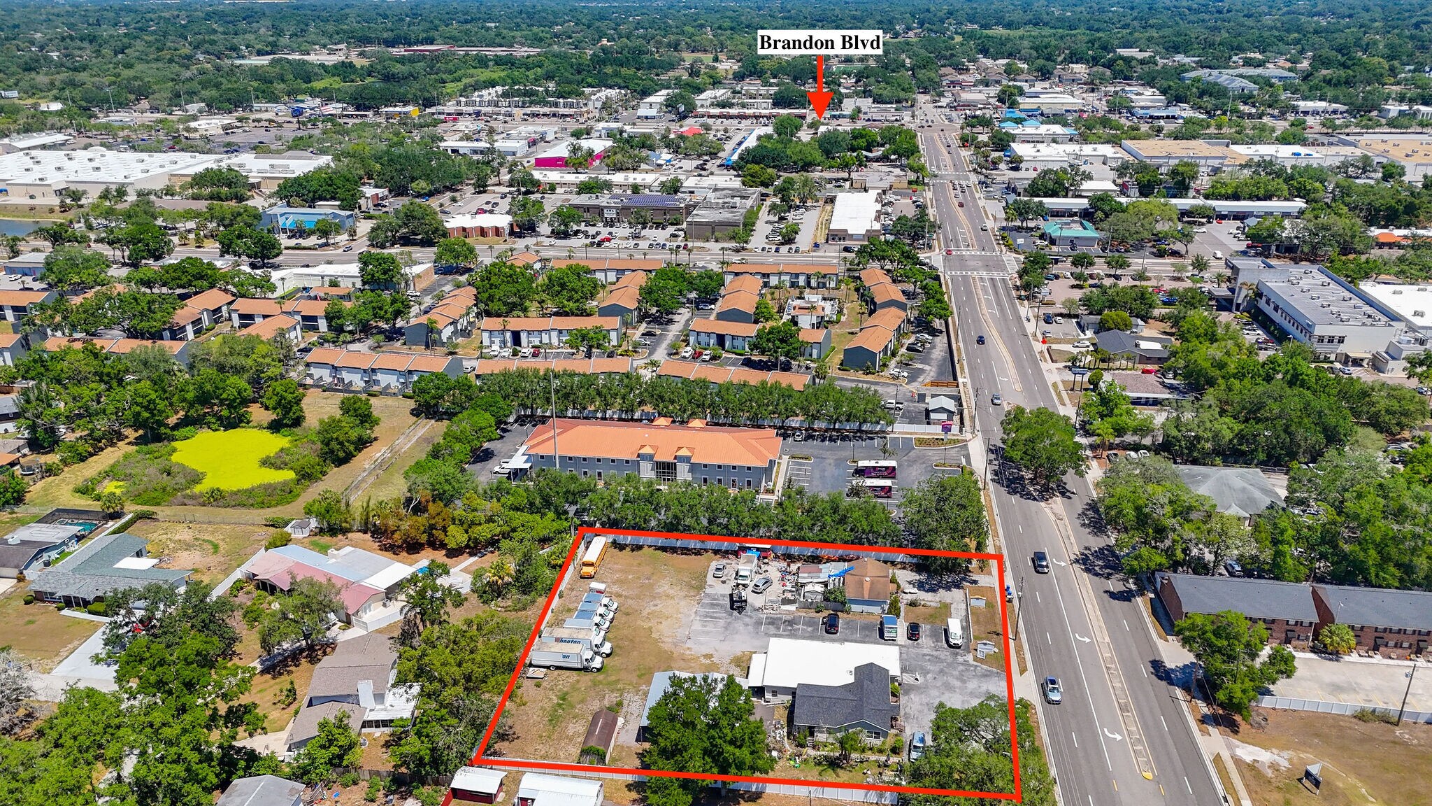 504 S Kings Ave, Brandon, FL for Sale