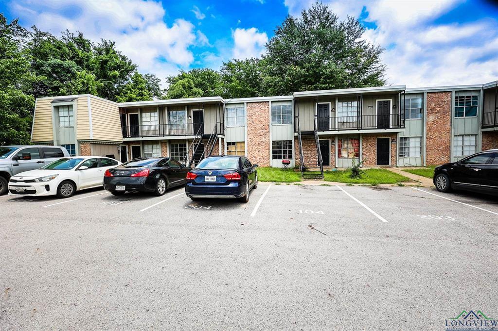 222 W Gilmer St, Big Sandy, TX for Sale