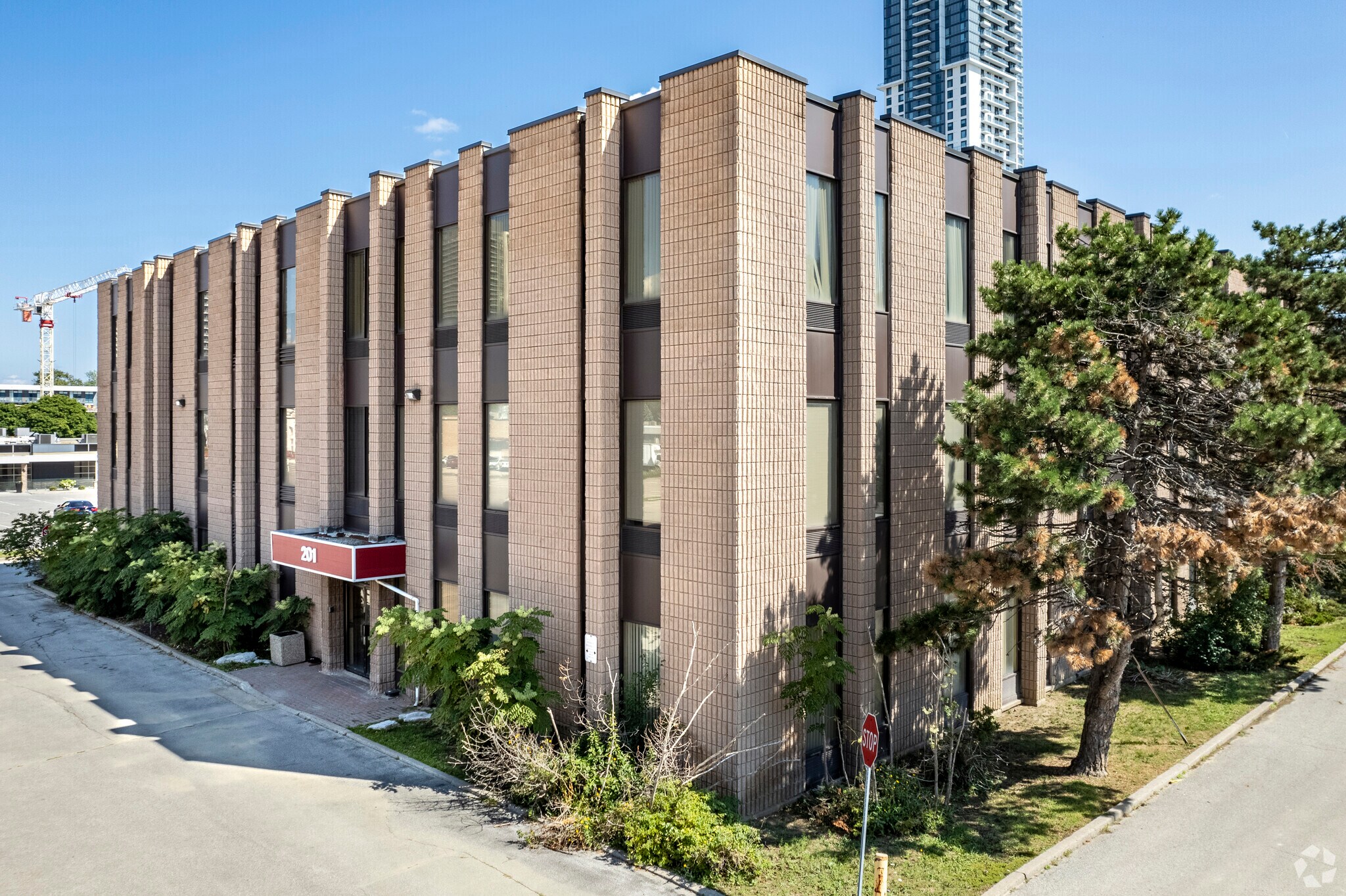 201 Consumers Rd, Toronto, ON for Rent