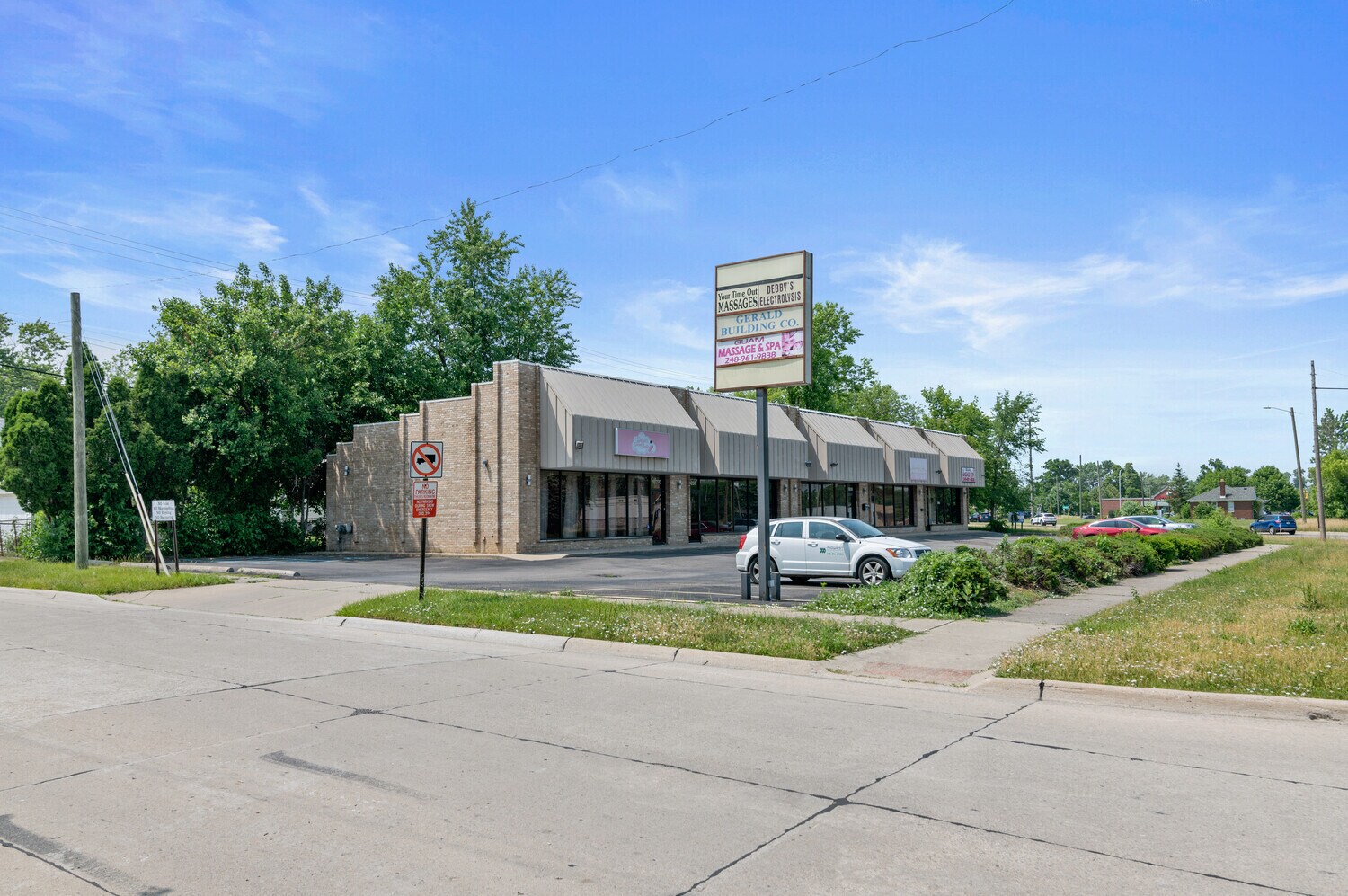 13210-13270 Trenton Rd, Southgate, MI for Rent