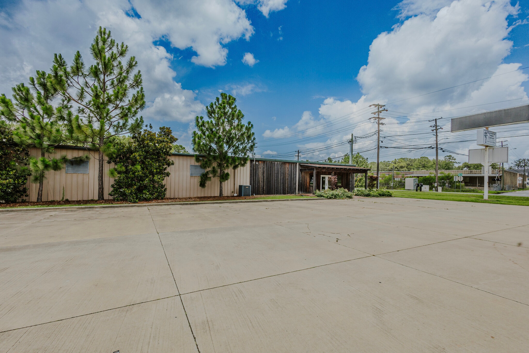 1720 Metcalf Ave, Thomasville, GA for Rent