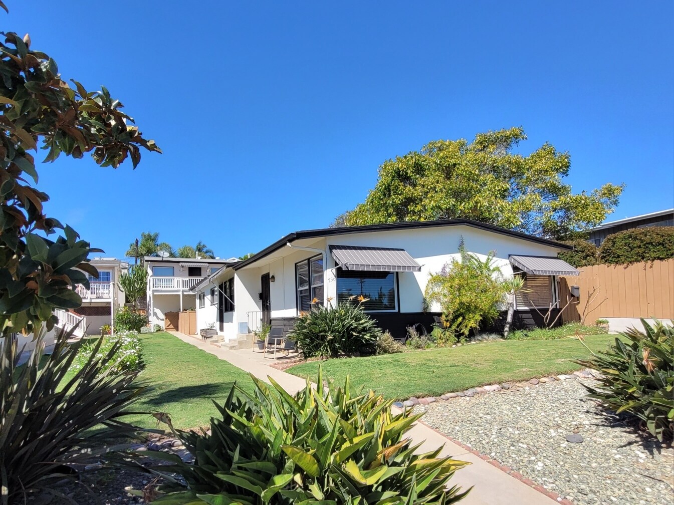 736-742 Agate St, San Diego, CA for Sale