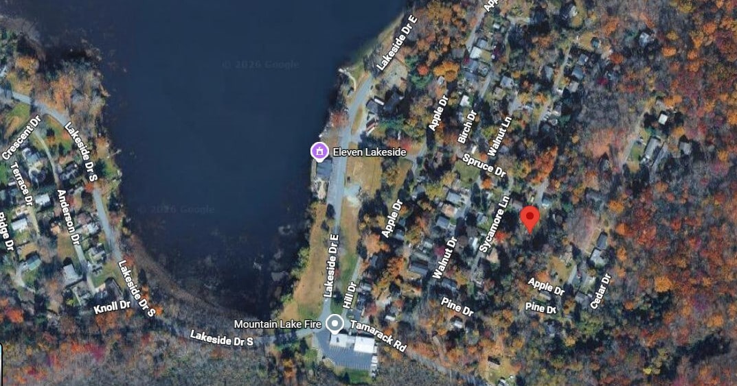 1 Ash Ln, Belvidere, NJ for Sale