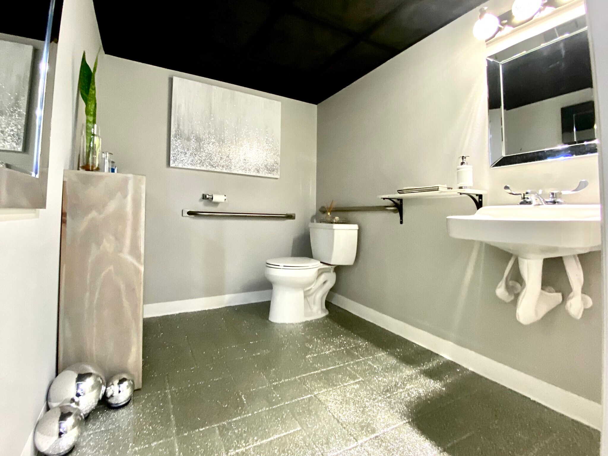 777 S Palm Ave, Sarasota, FL for Rent