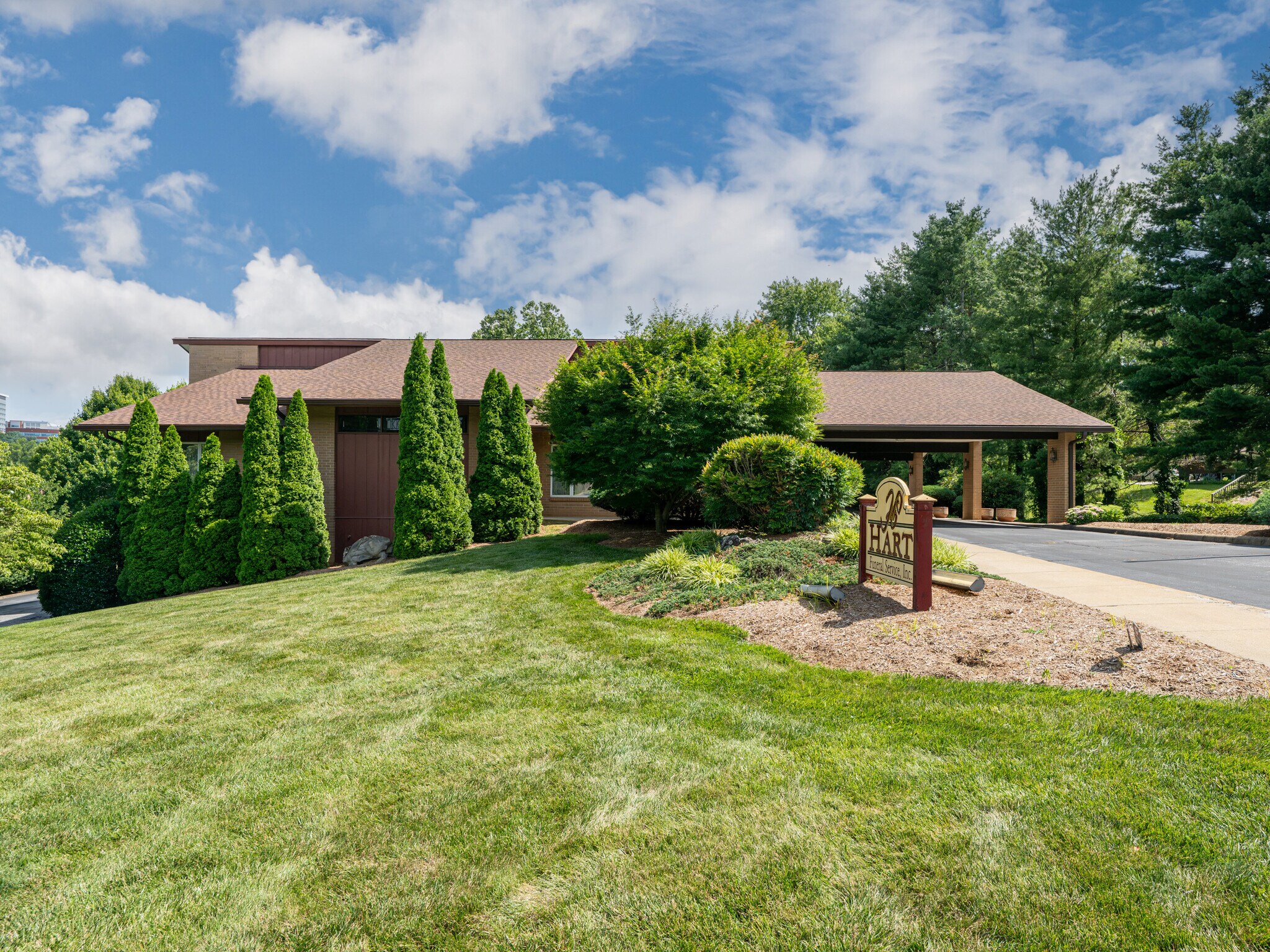 60 Phifer St, Asheville, NC for Sale