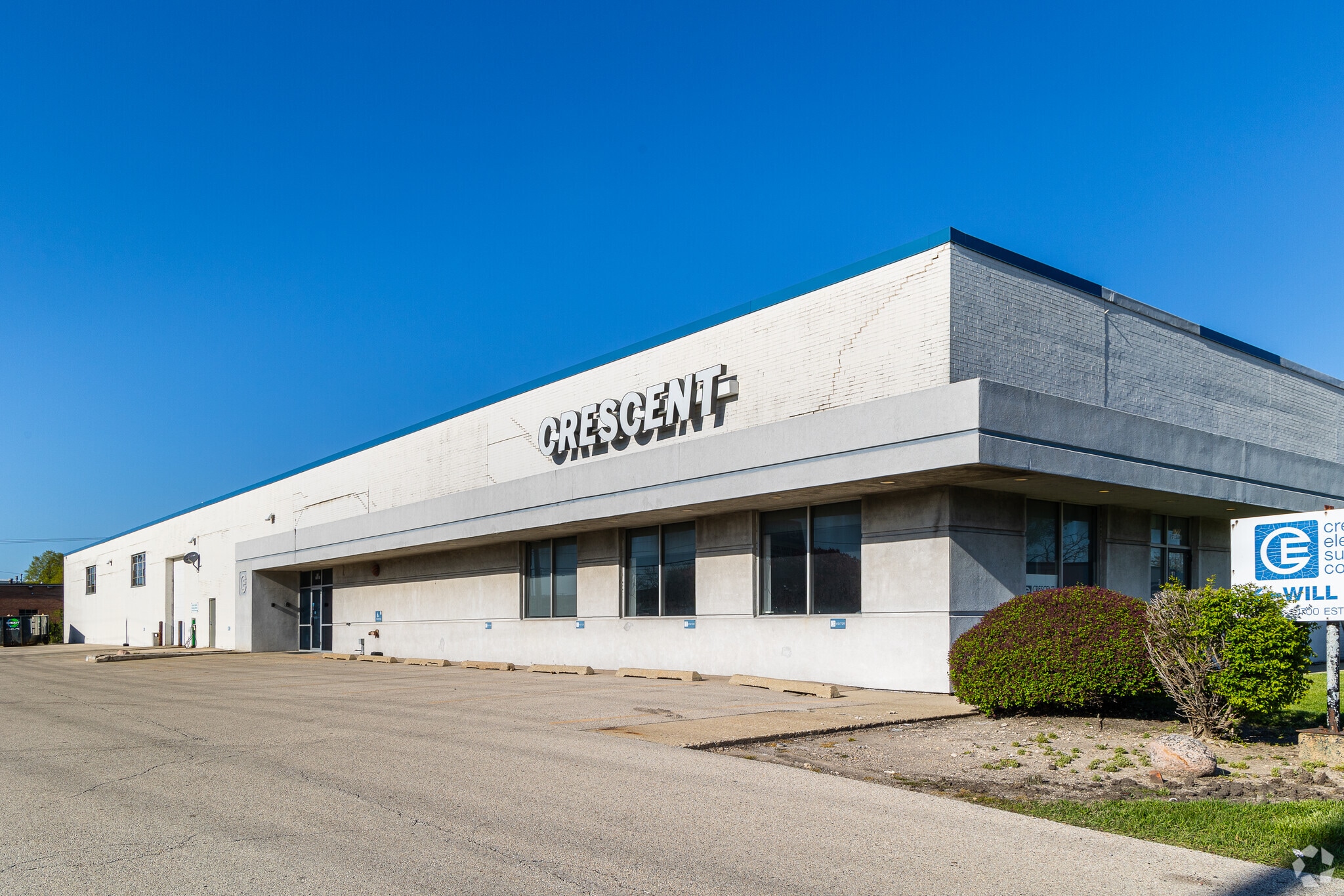 1700 Estes Ave, Elk Grove Village, IL for Sale
