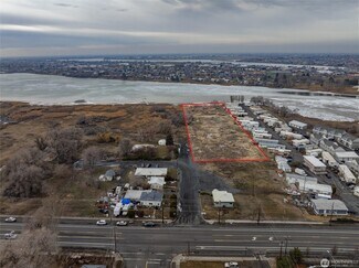 Moses Lake, WA Residential - 948 Eastlake Dr