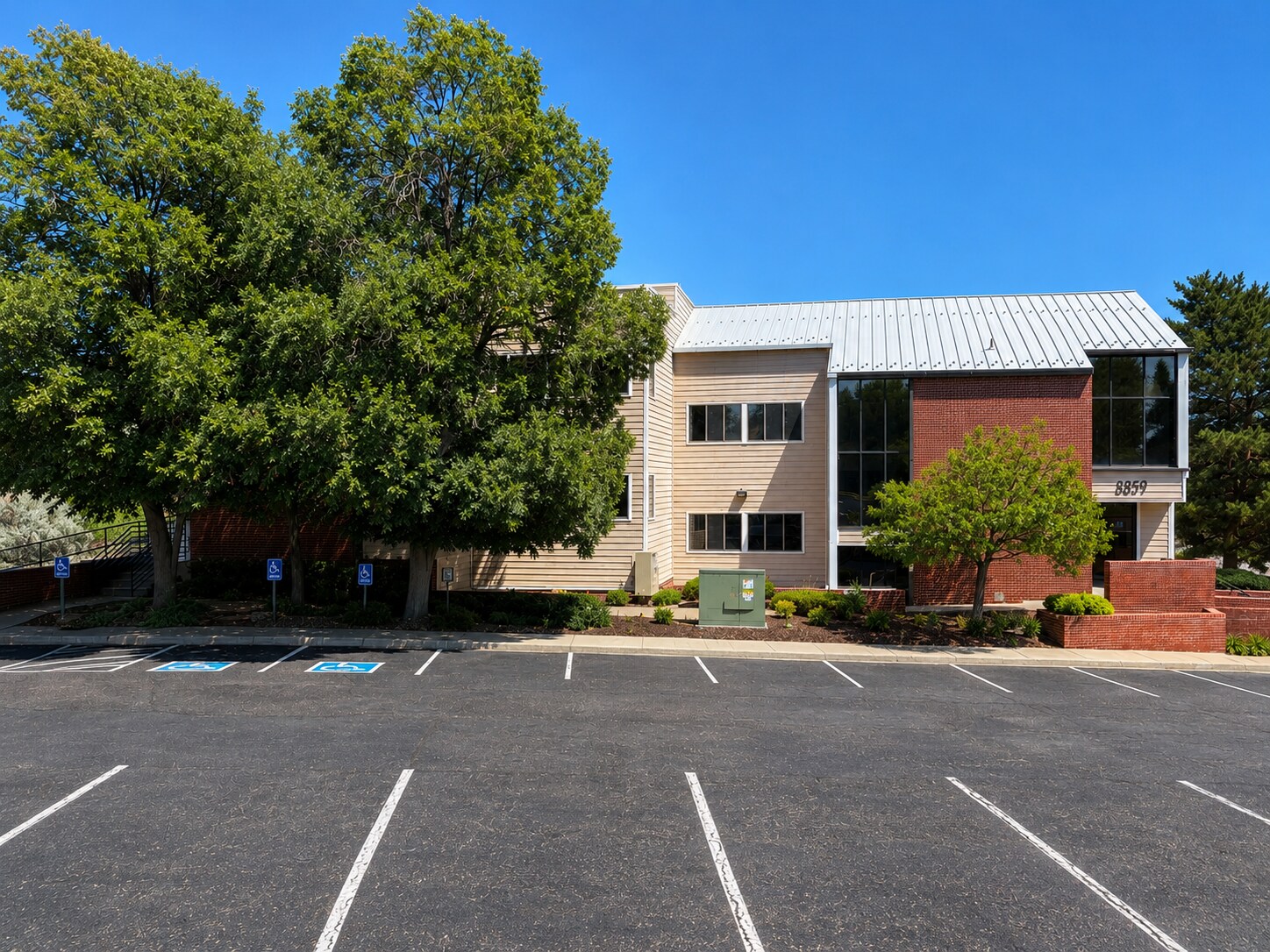 8853-8859 Fox Dr, Thornton, CO for Sale