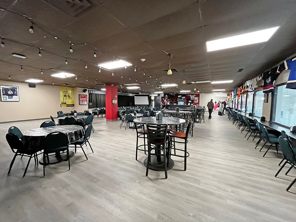 200 East Lake Cres NE, Airdrie, AB for Rent