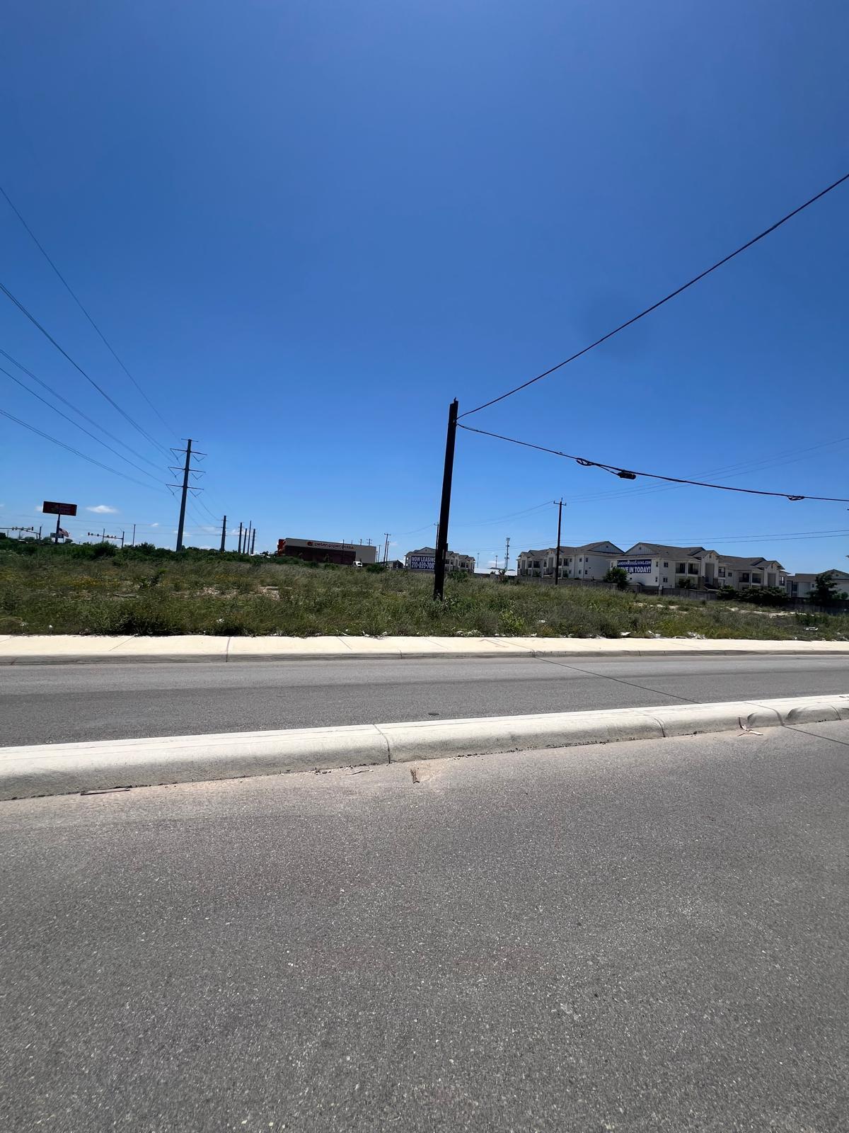 883 Texas 211, San Antonio, TX for Rent
