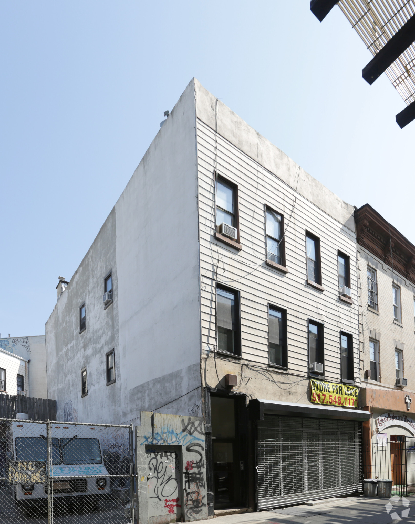 1323 Myrtle Ave, Brooklyn, NY for Rent