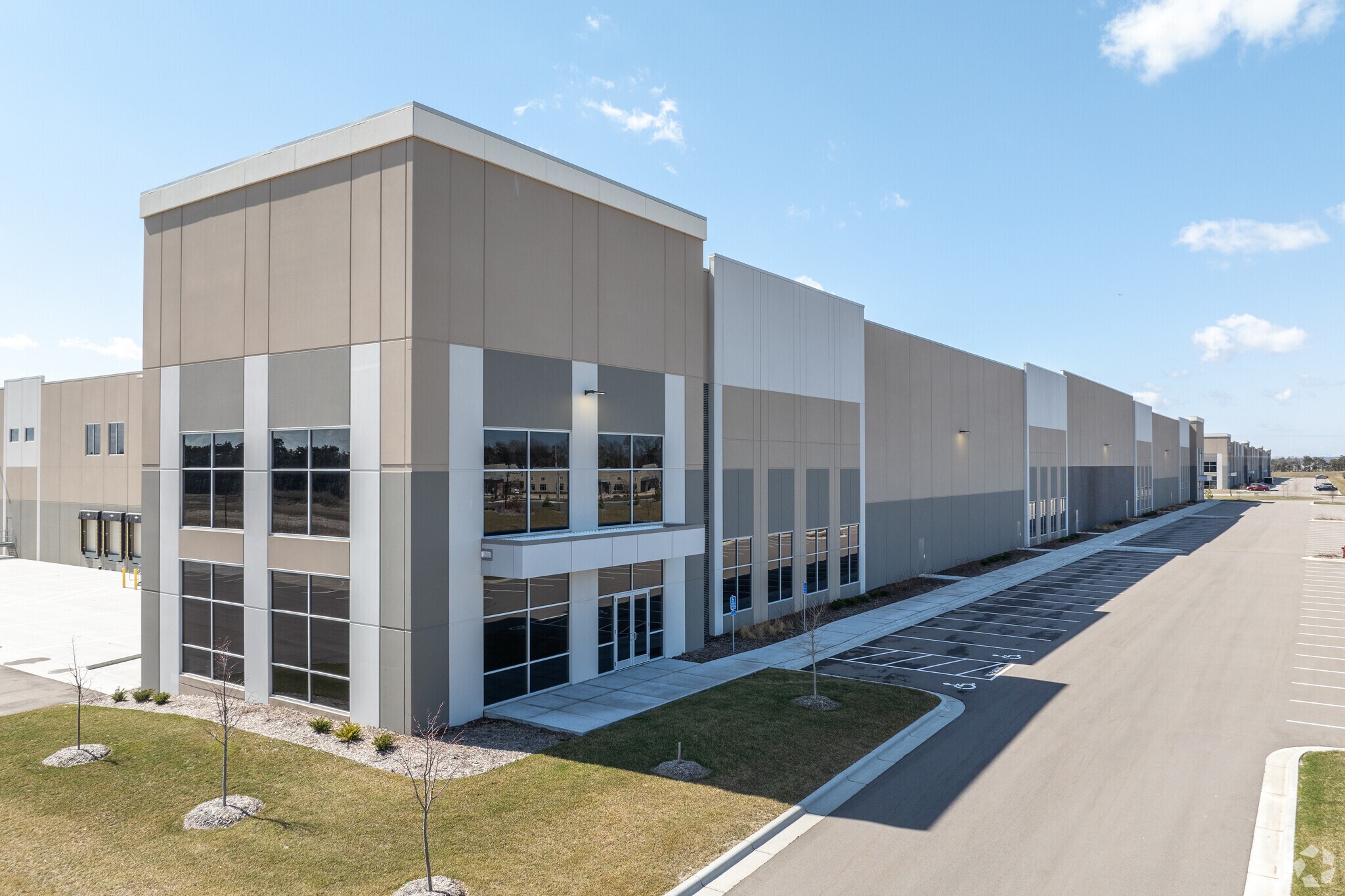 7701 100th St S, Cottage Grove, MN for Rent