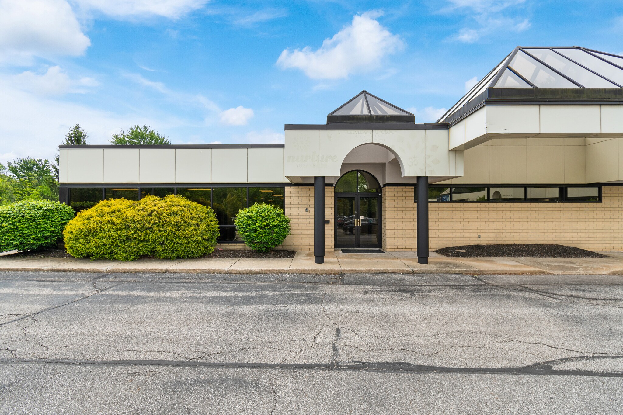19250 E Bagley Rd, Cleveland, OH for Rent