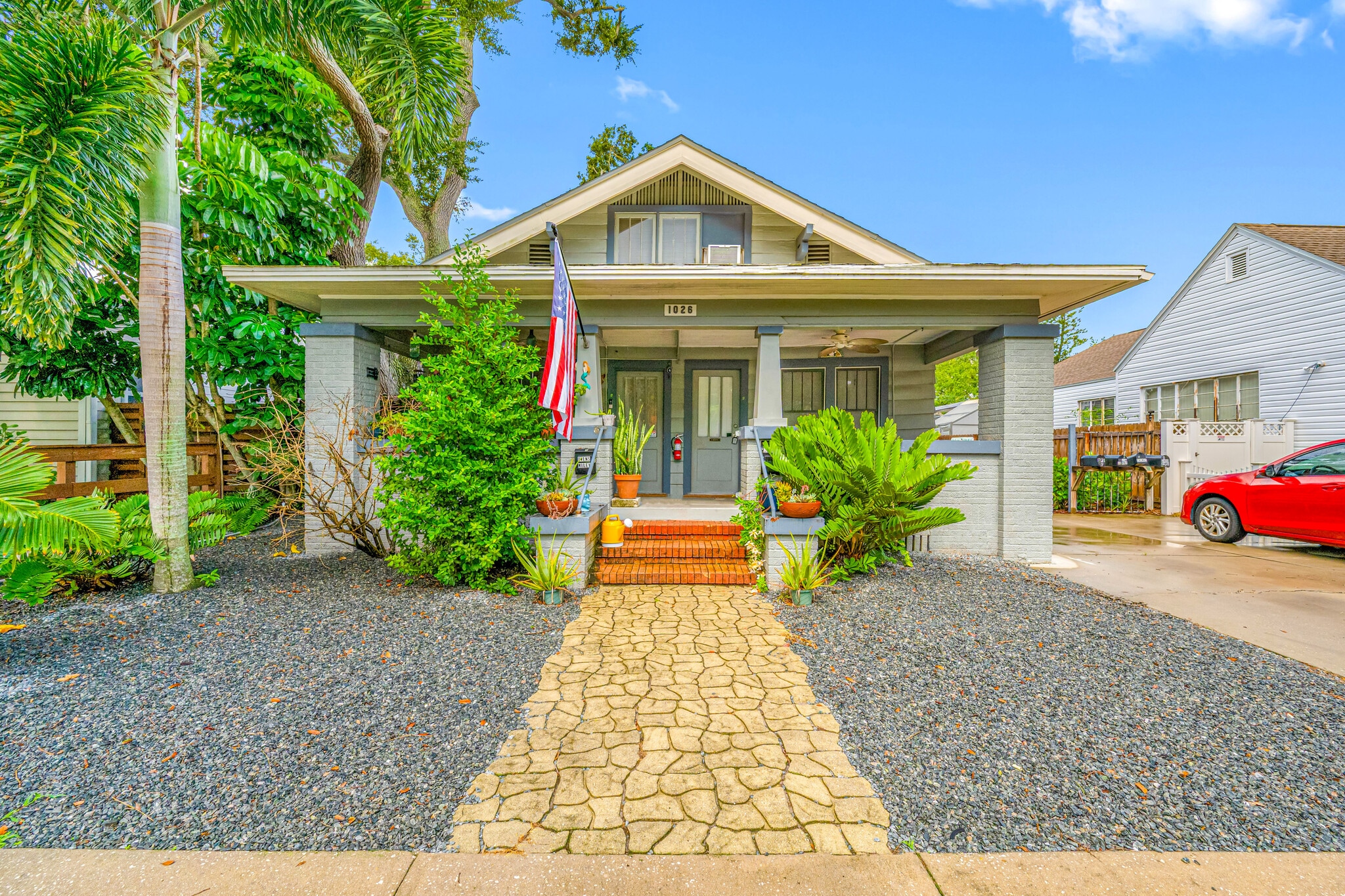 1026 12th St N, Saint Petersburg, FL for Sale