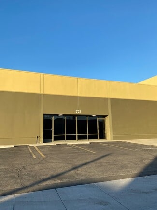 Long Beach, CA Industrial - 701-833 W Anaheim St