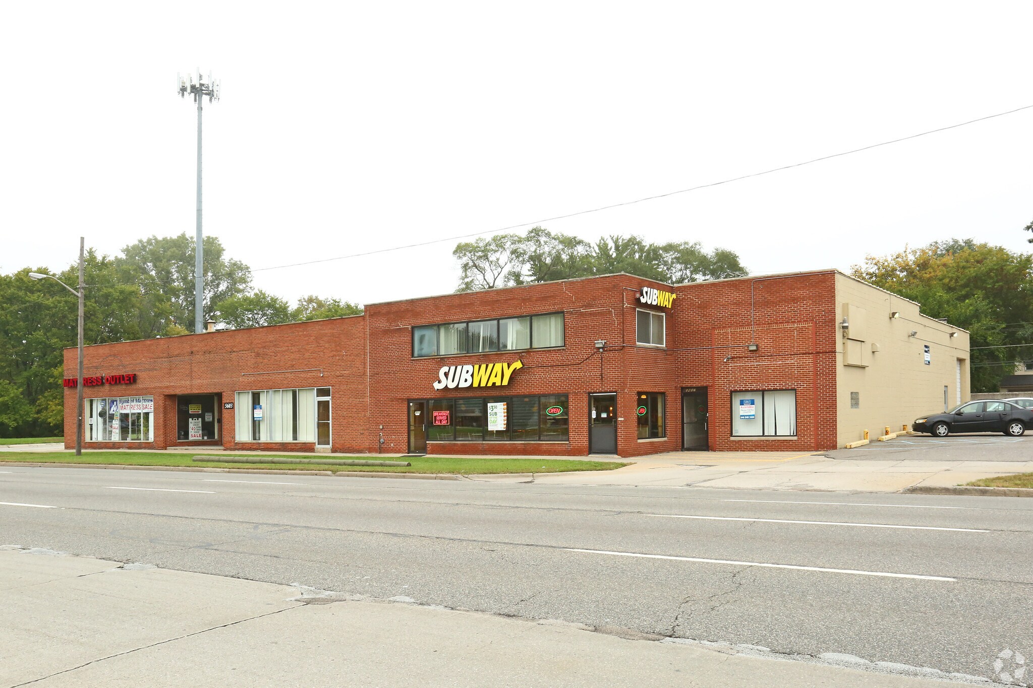 5601-5607 S Telegraph Rd, Dearborn Heights, MI for Rent