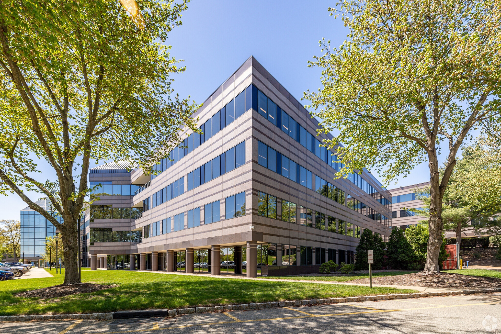 400 Interpace Pky, Parsippany, NJ for Rent