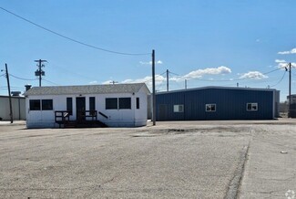 Scottsbluff, NE Auto Dealership - 2002 E Overland