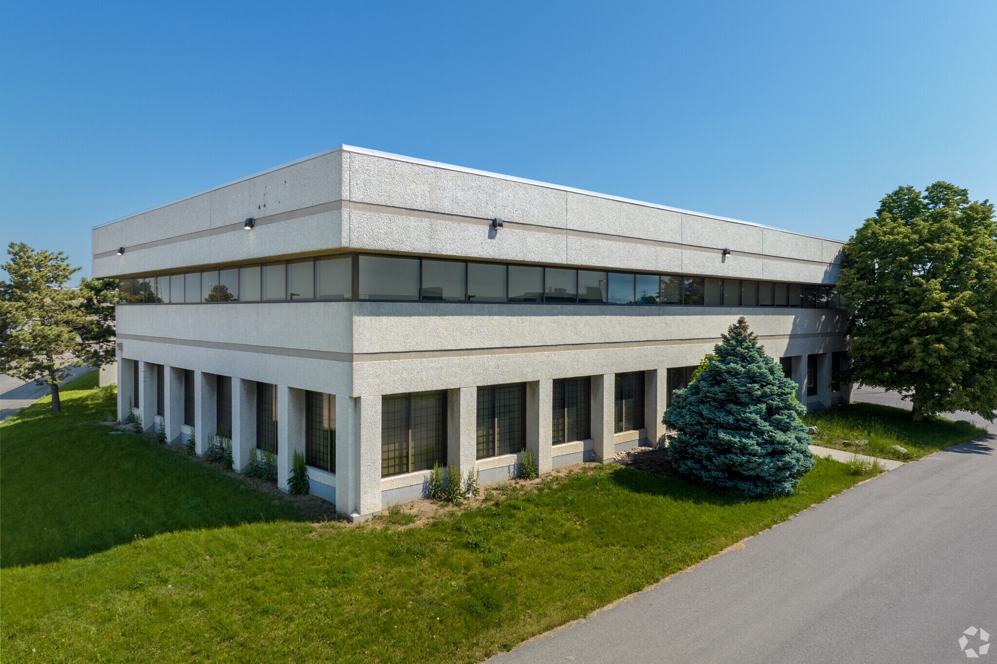 60-70 Worcester Rd, Toronto, ON for Rent
