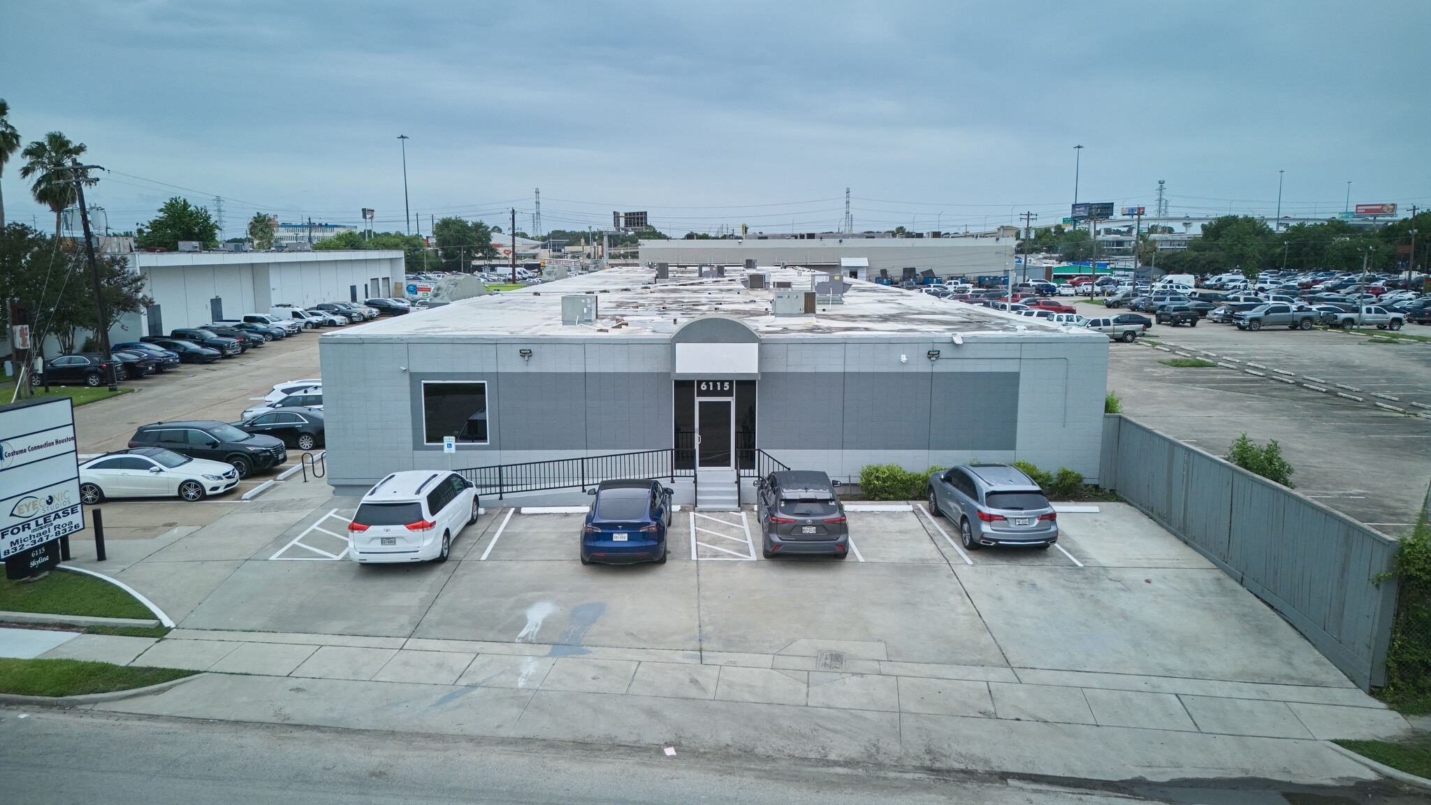6115 Skyline Dr, Houston, TX for Rent