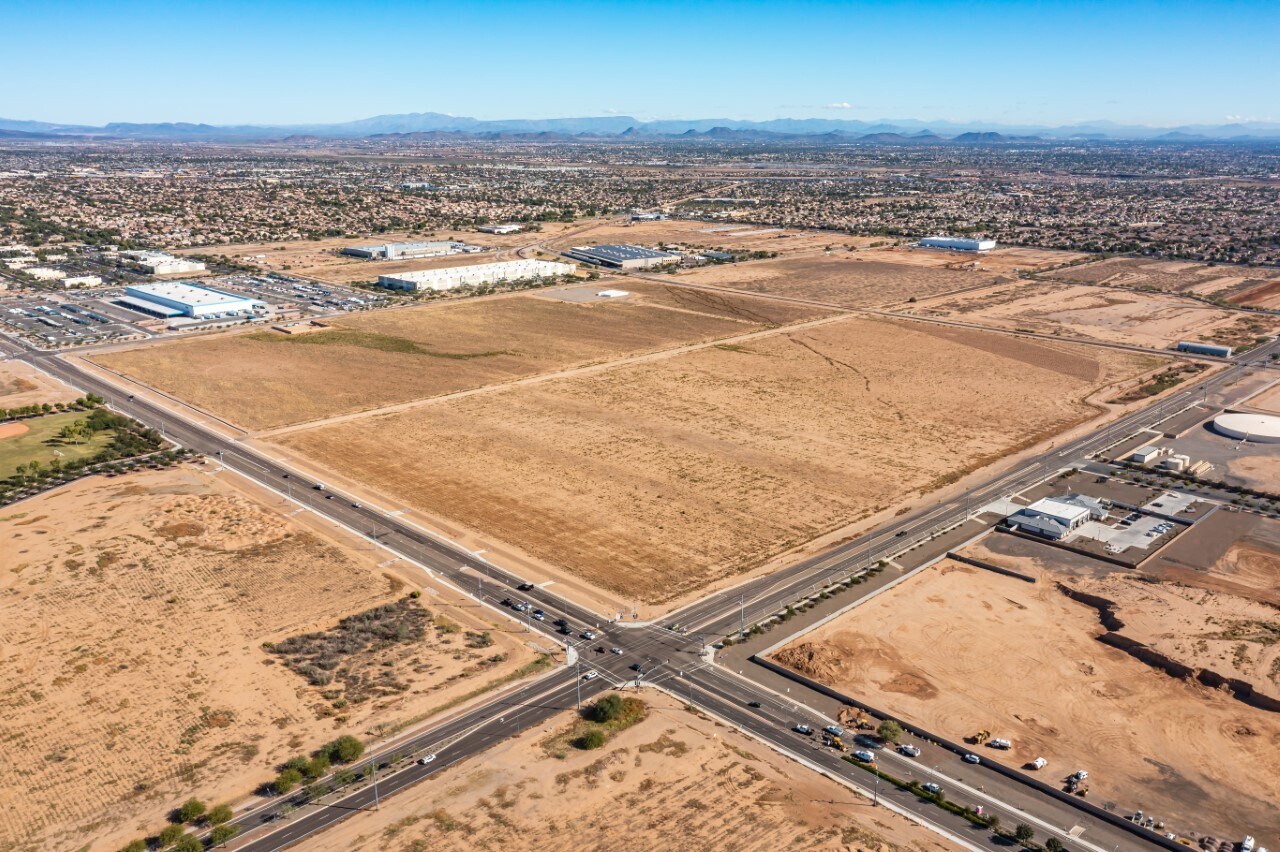 NEC Cactus Rd & Litchfield Rd, Surprise, AZ for Sale
