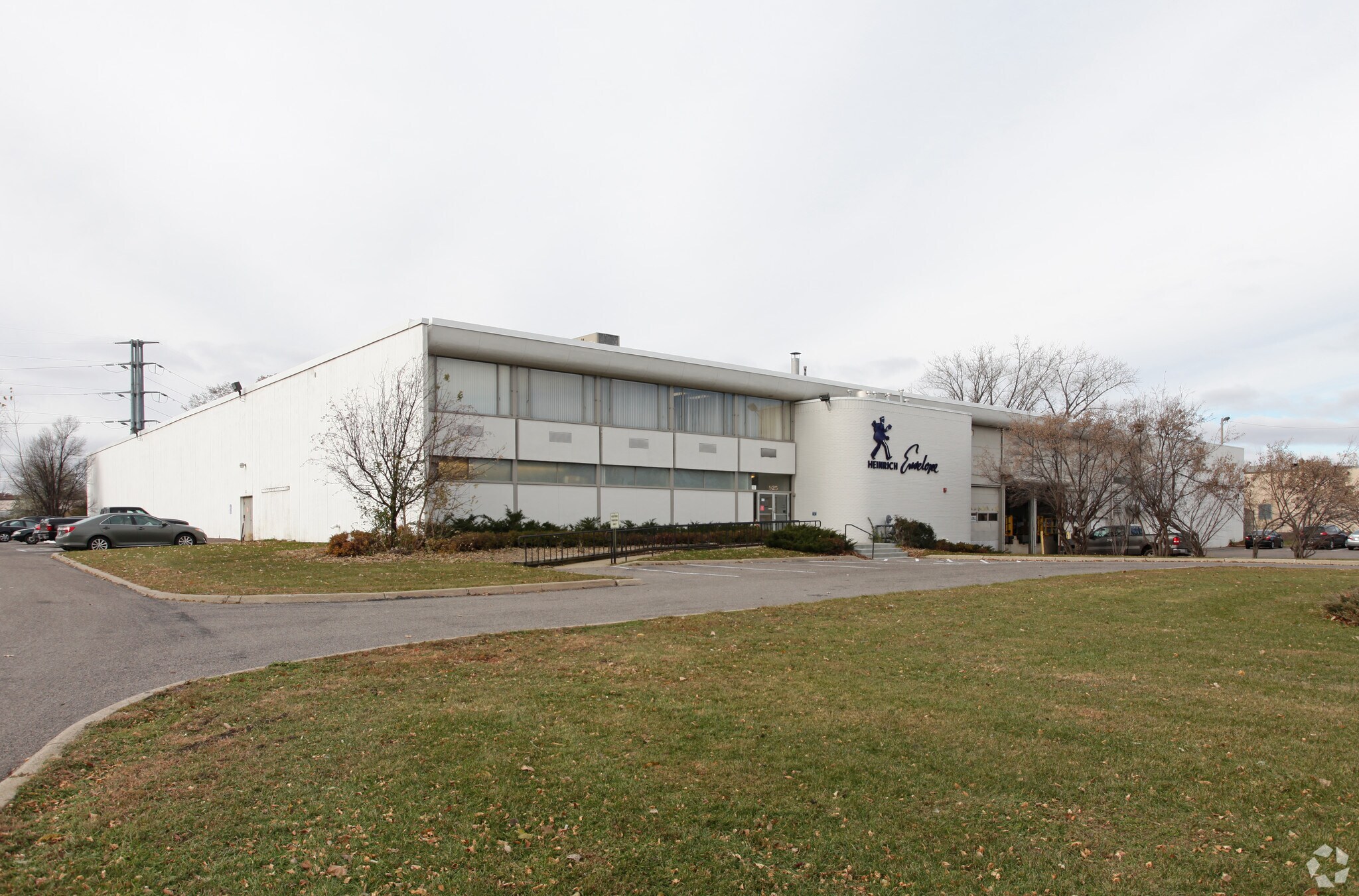 925 N Zane Ave, Golden Valley, MN for Sale