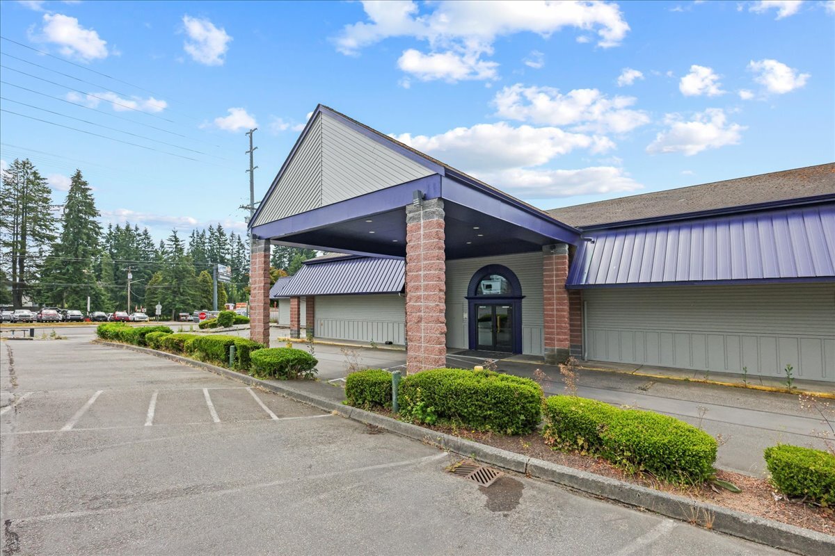 13010 Hwy 99, Everett, WA for Sale