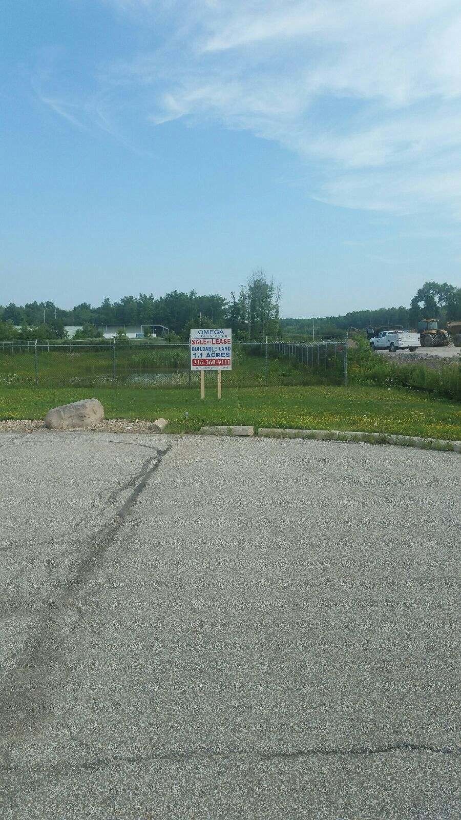 35840 Chester Rd, Avon, OH for Sale