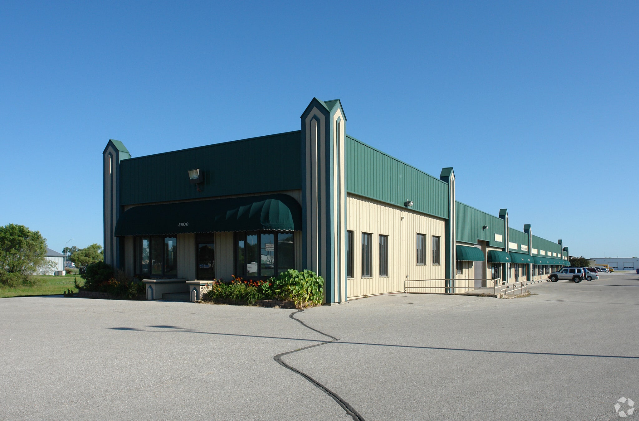5800 Cornhusker Hwy, Lincoln, NE for Rent
