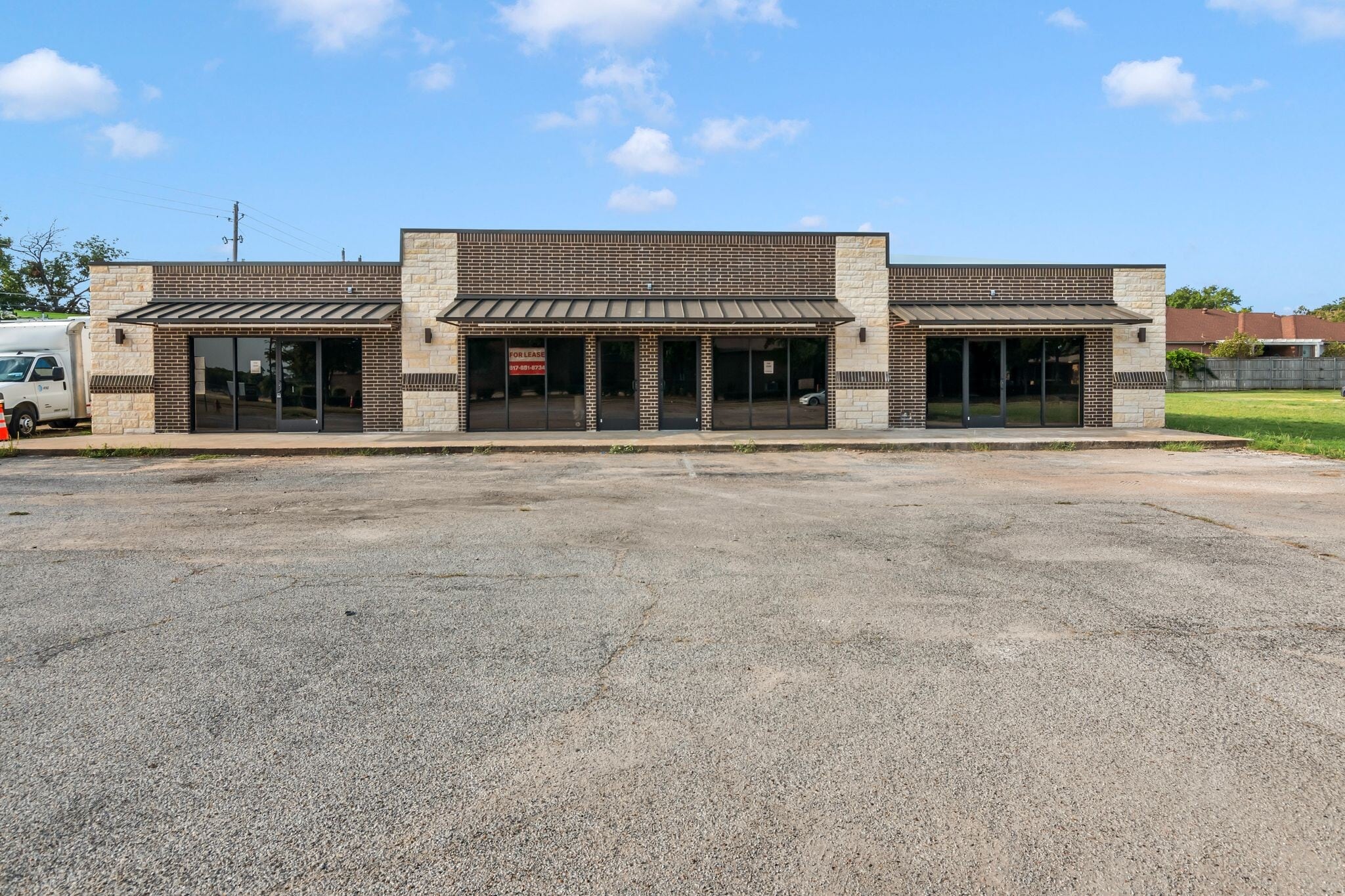 3300 W Park Row, Arlington, TX for Rent
