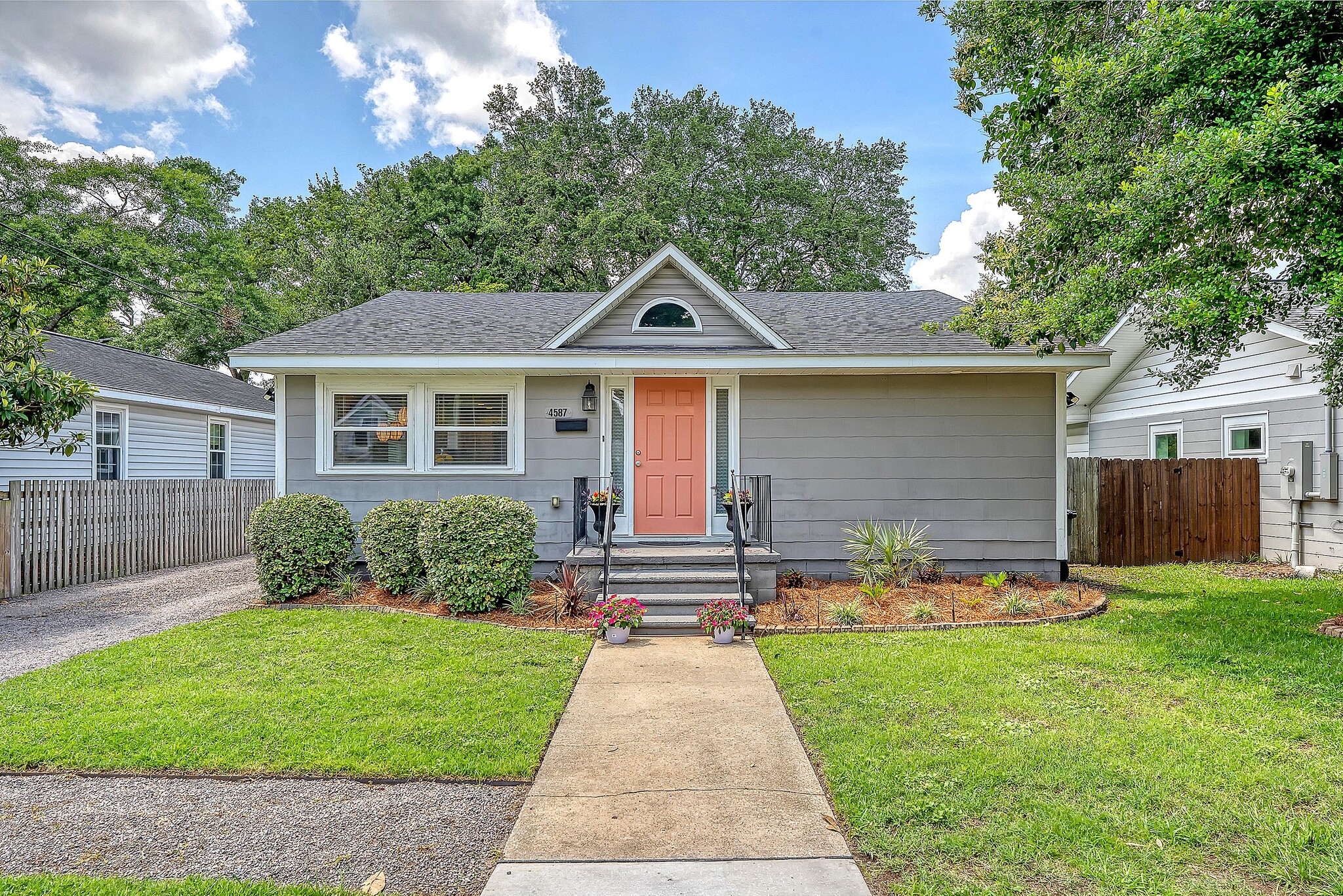 4587 Durant Ave, North Charleston, SC for Sale