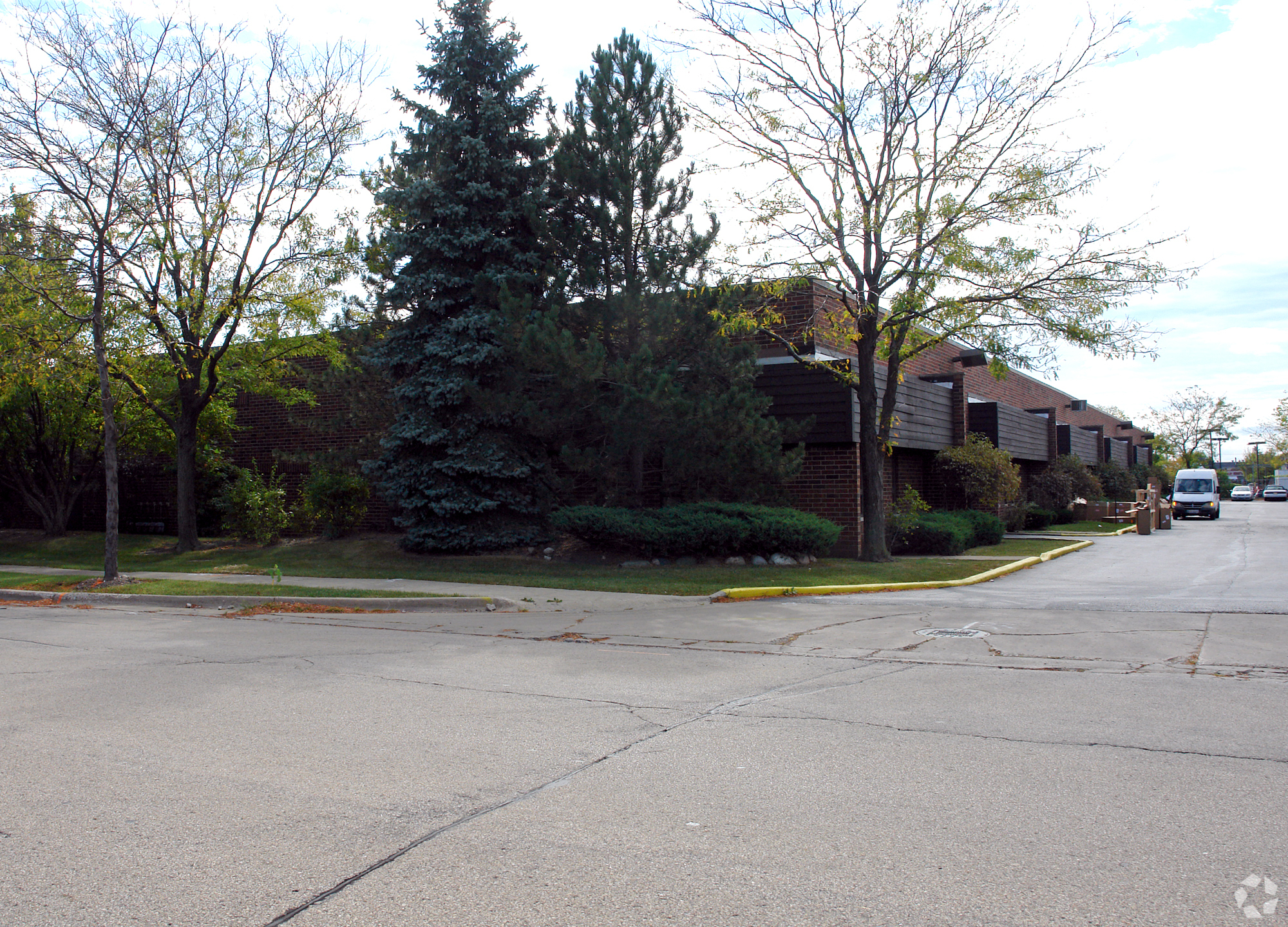 707 Remington Rd, Schaumburg, IL for Rent