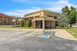 Oklahoma City, OK Storefront Retail/Residential - 809 Cornell Pky