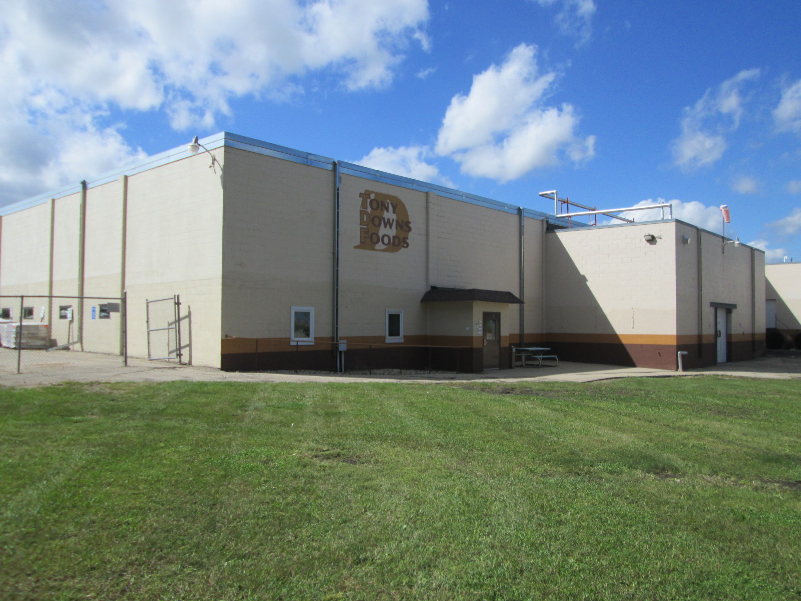 304 Armstrong Blvd N, Saint James, MN for Sale