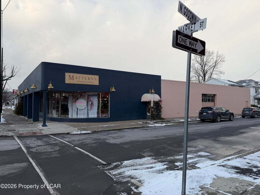 447 Market St, Kingston, PA for Rent
