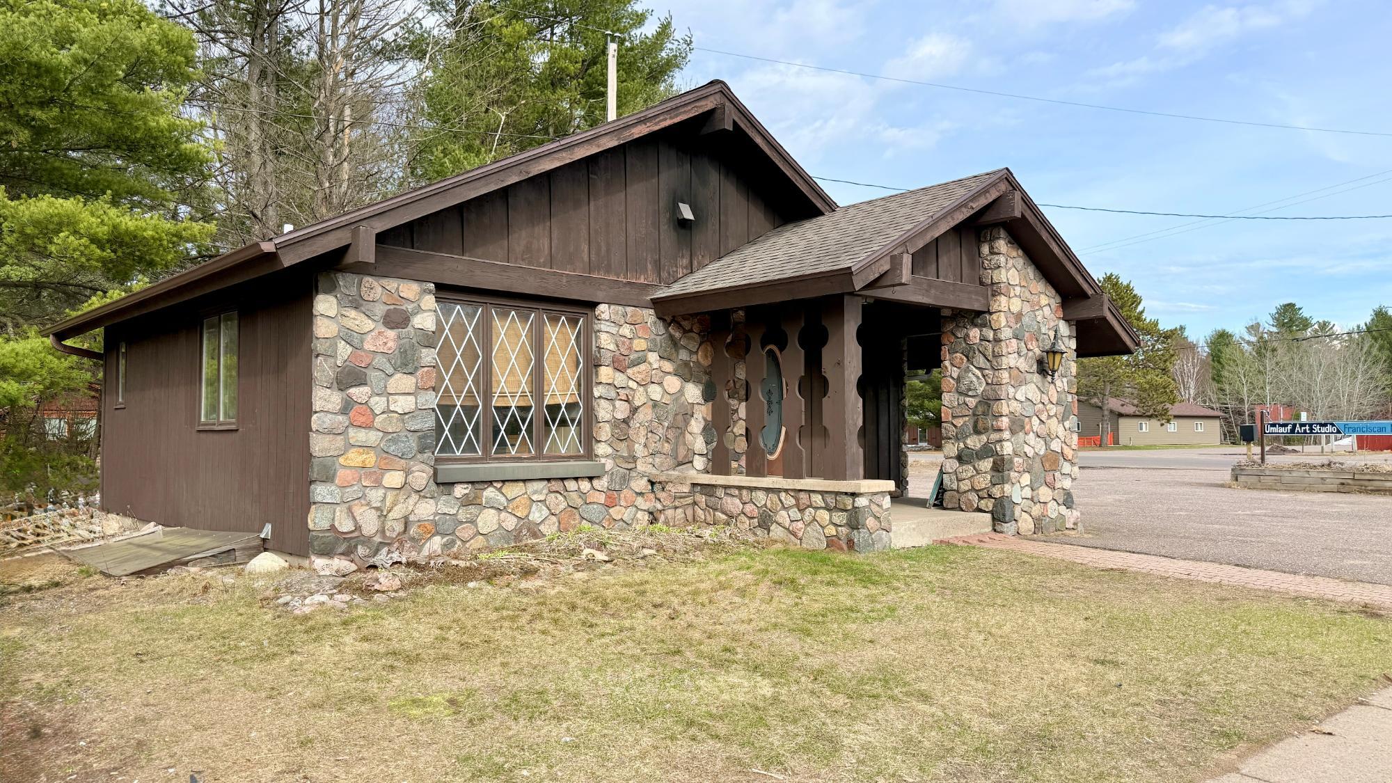 7242 Bradley St, Lake Tomahawk, WI for Sale