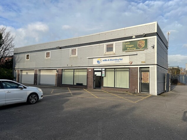 260-270 Vicarage Ln, Blackpool, LAN for Rent