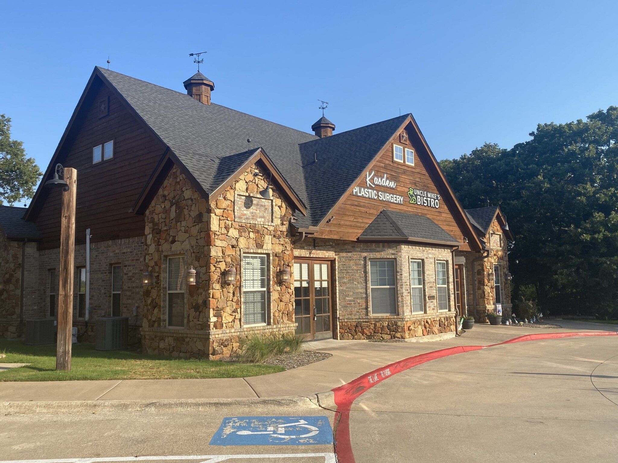 144 Old Town Blvd N, Argyle, TX for Rent